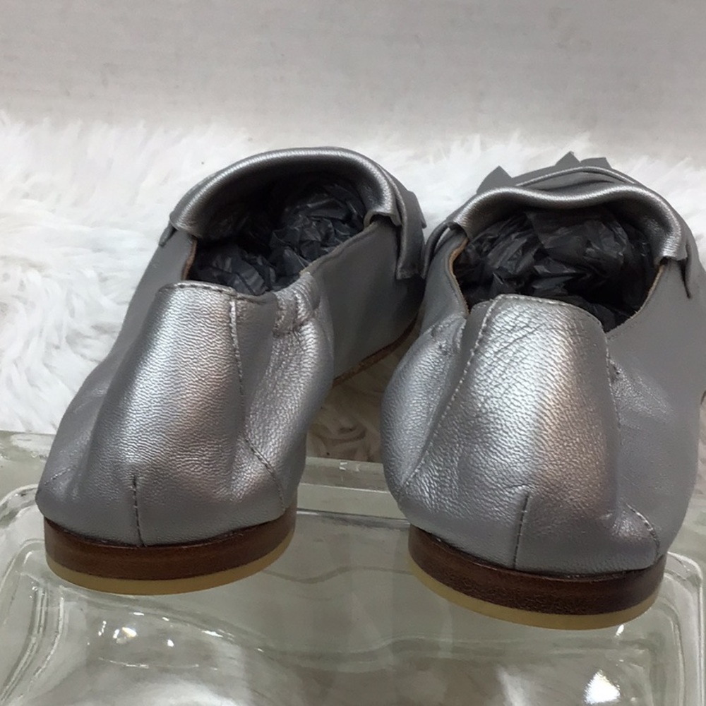 Pomme D’or silver butter soft kiltie loafer 37 NWT - Picture 5 of 11